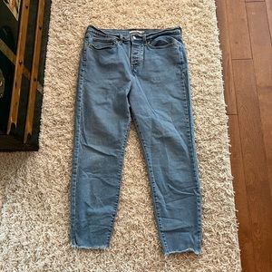 Levi’s Wedgie Skinny Jeans Size 14